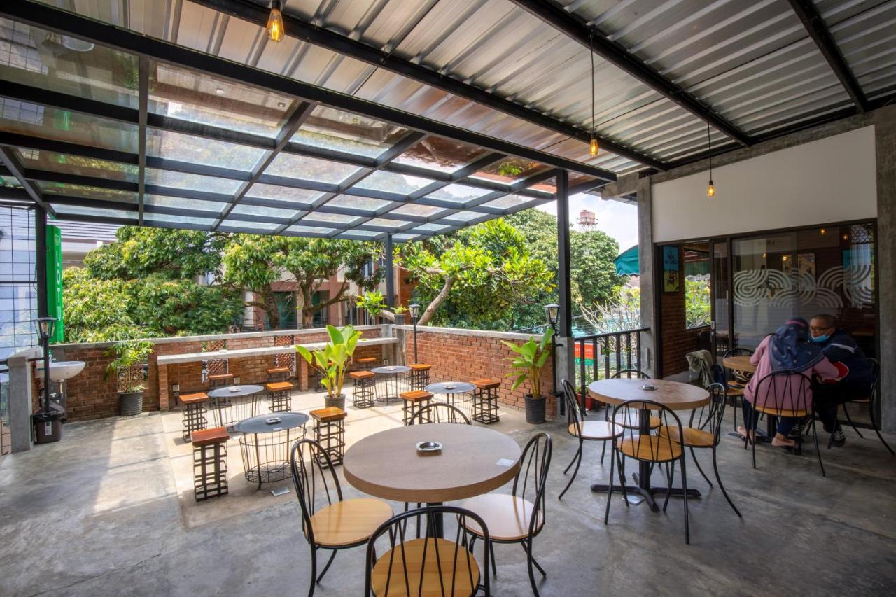 Sekararum Butik Syariah Guesthouse Bandung Luaran gambar